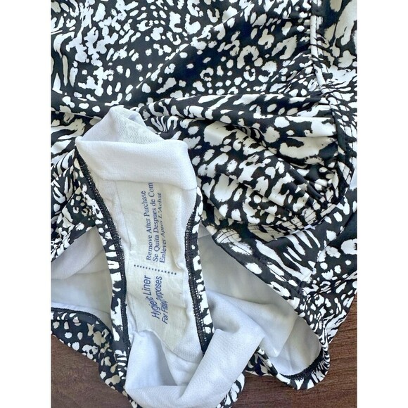 Swim Solutions Women's Printed Ruched-Front One Piece Swimsuit Black & White 18 - Picture 6 of 9